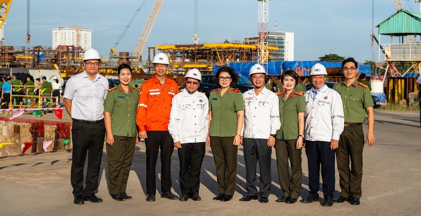 Công đoàn CAND và Công đoàn Dầu khí Việt Nam giao lưu, trao đổi kinh nghiệm Công đoàn CAND và Công đoàn Dầu khí Việt Nam giao lưu, trao đổi kinh nghiệm