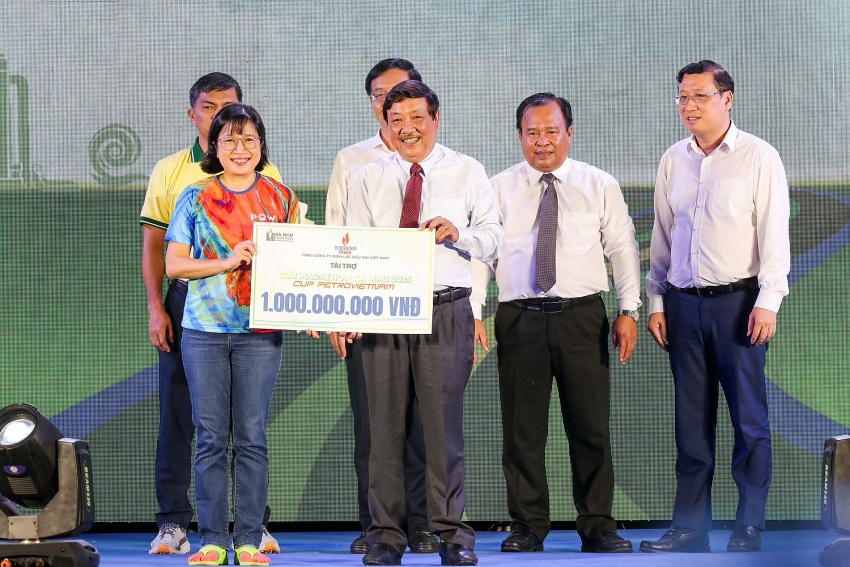 Chính thức khai mạc giải Marathon Cà Mau – Cup Petrovietnam 2024