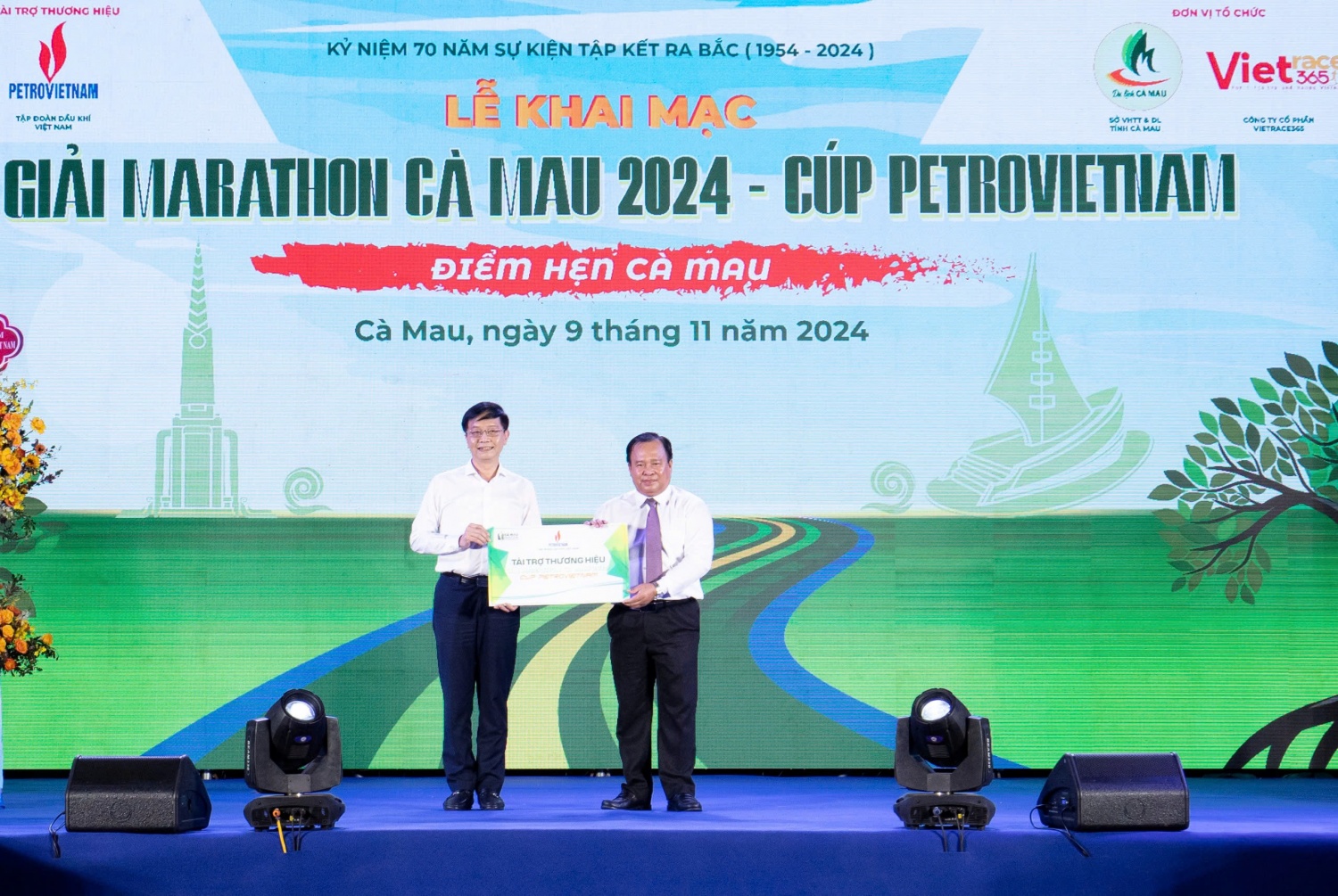 [Chùm ảnh] Toàn cảnh giải Marathon Cà Mau 2024   Cup Petrovietnam