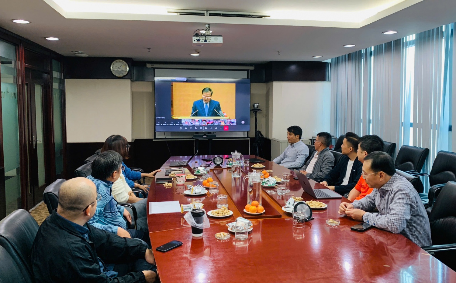 Đảng bộ Tập đoàn Dầu khí Quốc gia Việt Nam quán triệt, triển khai tổng kết thực hiện Nghị quyết 18 Hơn 5.000 đảng viên Đảng bộ Tập đoàn tham dự Hội nghị quán triệt, triển khai tổng kết thực hiện Nghị quyết 18