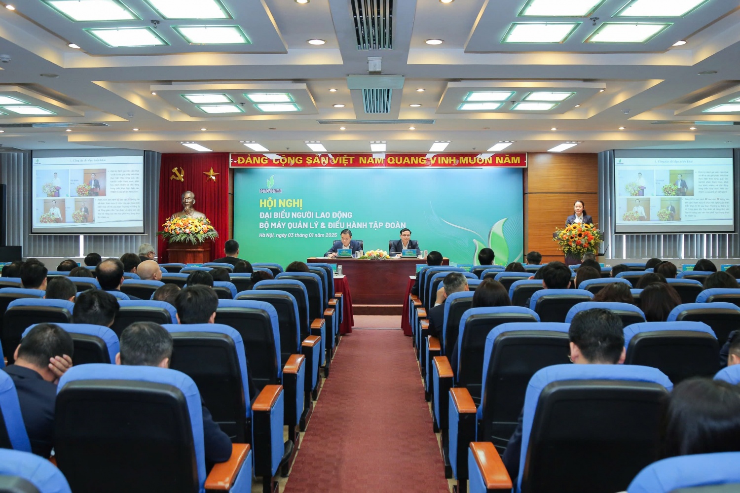 Toàn cảnh Hội nghị Toàn cảnh Hội nghị