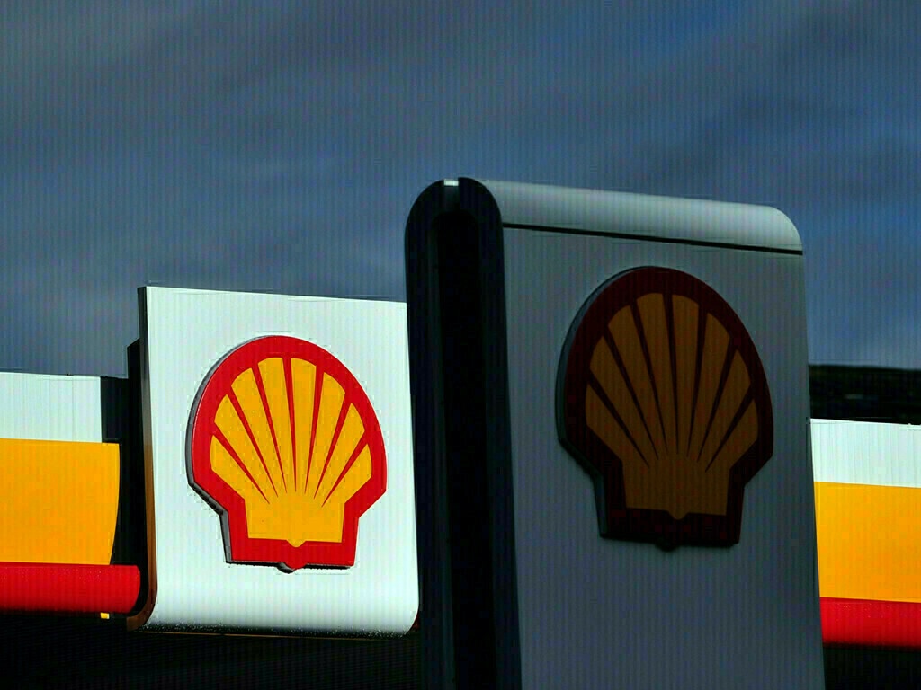 Loạt Big Oil từ bỏ nỗ lực xây dựng chiến lược phát thải ròng bằng 0