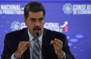Venezuela: Đích nhắm của Mỹ là dầu khí