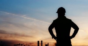CEO Chevron thách thức dự đoán của IEA