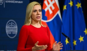 Slovakia, Hungary không chấp nhận sức ép từ ông Trump