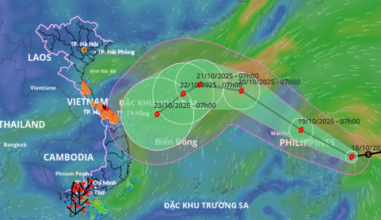 Hướng di chuyển của bão Fengshen, sắp vào Biển Đông trở thành bão số 12. Nguồn: VNDMS