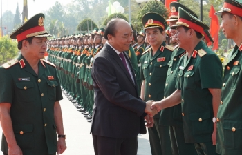 Thủ tướng Nguyễn Xuân Phúc thăm và làm việc tại Trường Sĩ quan Lục quân 2