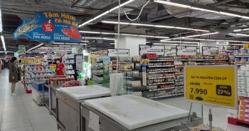 Dân Hà Nội lùng siêu thị, canh cả ngày không được "giải cứu" tôm hùm