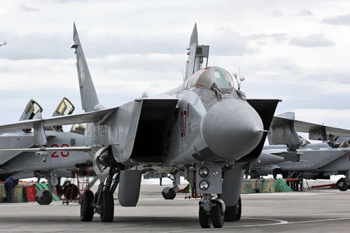 Việt Nam từng từ chối máy bay tiêm kích MiG-31 để lựa chọn SU-30