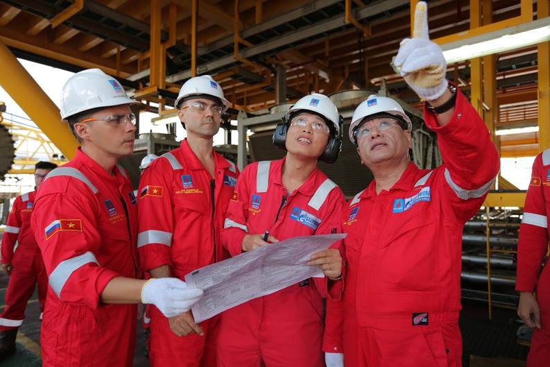 Khai thác khí và dầu trong điều kiện đặc biệt đưa Việt Nam ngang tầm thế giới
