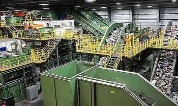 [VIDEO] Nhà máy phân loại rác lớn nhất nước Mỹ
