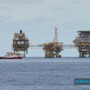 Ngân hàng Đầu tư Maybank duy trì đánh giá tích cực đối với ngành dầu khí Malaysia