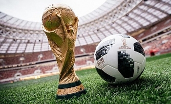 Trận mở màn World Cup dùng trái bóng từng trình diễn trên vũ trụ