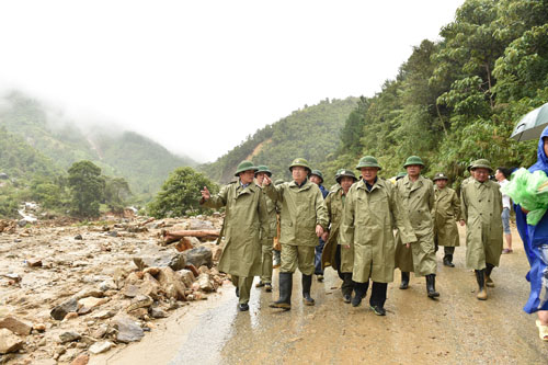 chum anh pho thu tuong trinh dinh dung chi dao khac phuc hau qua thien tai tai lai chau