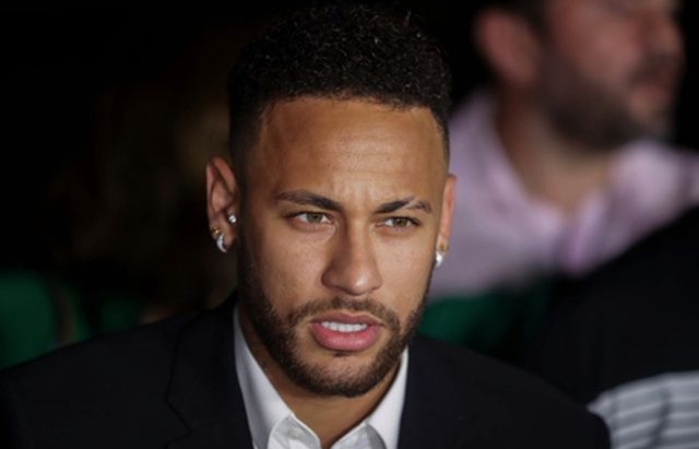Cảnh sát tịch thu camera an ninh tại hiện trường Neymar bị “tố” hiếp dâm