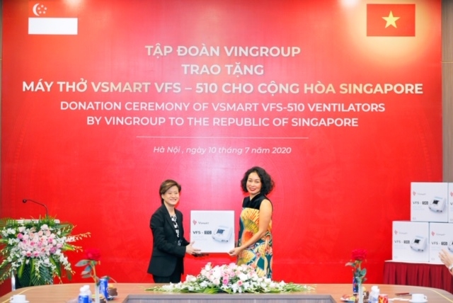 vingroup trao tang 1000 may tho cho nga ukraine va singapore