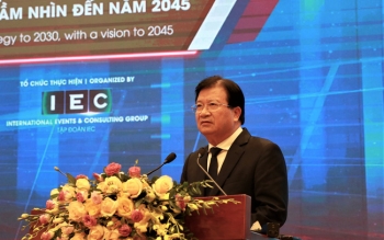Phó Thủ tướng Trịnh Đình Dũng dự Diễn đàn cấp cao năng lượng Việt Nam