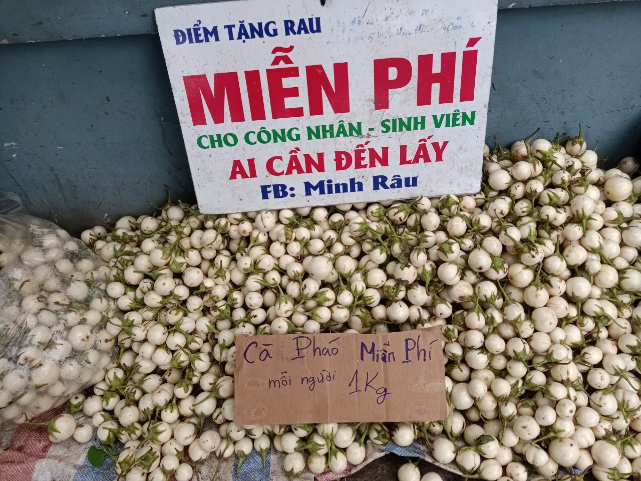 Minh Râu không sin ai và lời thú nhận làm từ thiện để cứu rỗi chính mình - 22