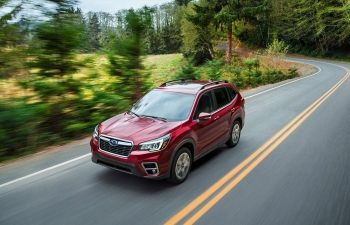 Subaru Forester 2019 giá từ 24.300 USD - đối thủ của CR-V