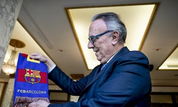 Joan Gaspart: 'Có bao giờ Messi nghĩ thành công là nhờ Barca?'