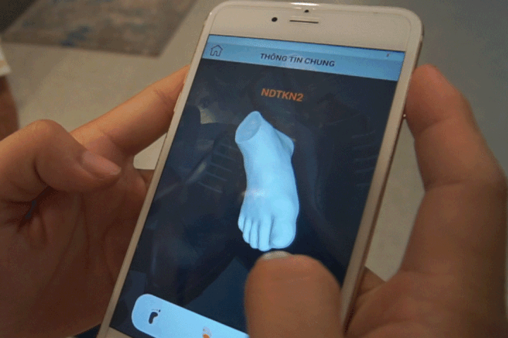 [VIDEO] Ứng dụng scan chân để đóng giày của người Việt