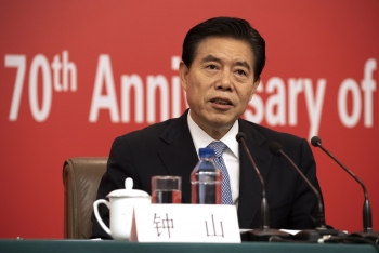 Bộ trưởng Trung Quốc thừa nhận nhiều công ty gặp khó khăn do thương chiến