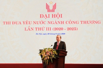 Phó Thủ tướng Thường trực Trương Hòa Bình dự Đại hội Thi đua yêu nước ngành công thương