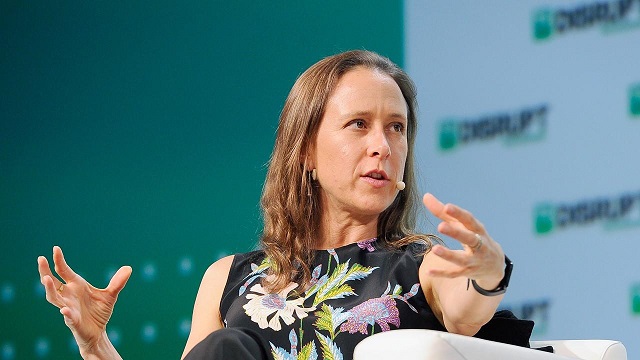  Anne cũng chính là vợ cũ của đồng sáng lập Google, Sergey Brin.