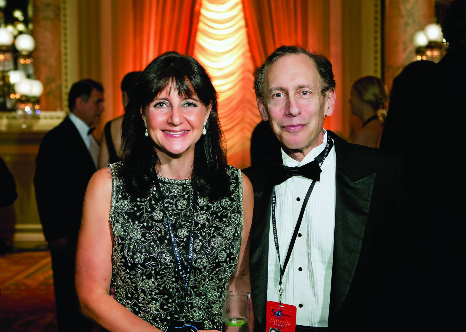 Tiến sĩ Robert S. Langer và vợ ông, Laura, tham dự Hội nghị Thượng đỉnh Thành tựu Quốc tế 2012 tại Washington, DC.
