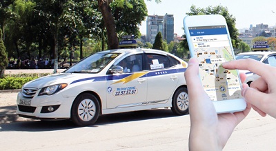 canh tranh uber grab taxi truyen thong dung chung ung dung dat xe