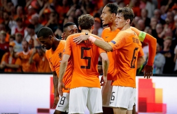 Đội tuyển Đức đại bại trên sân Hà Lan