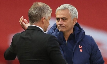 Mourinho: 'Với một HLV tấn công, Tottenham có thể ghi 12 bàn'