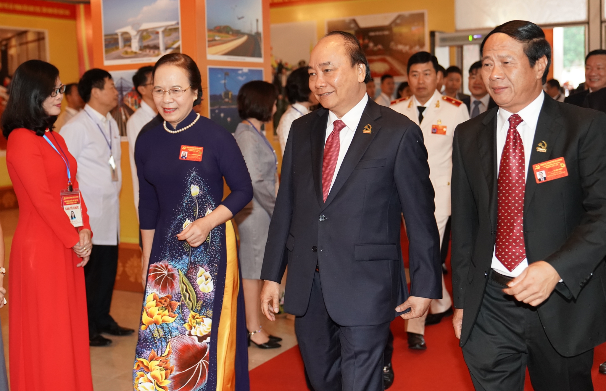 Thủ tướng Nguyễn Xuân Phúc dự Đại hội Đại biểu Đảng bộ thành phố Hải Phòng
