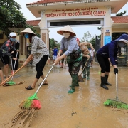 Khẩn trương triển khai các giải pháp khắc phục hậu quả mưa lũ