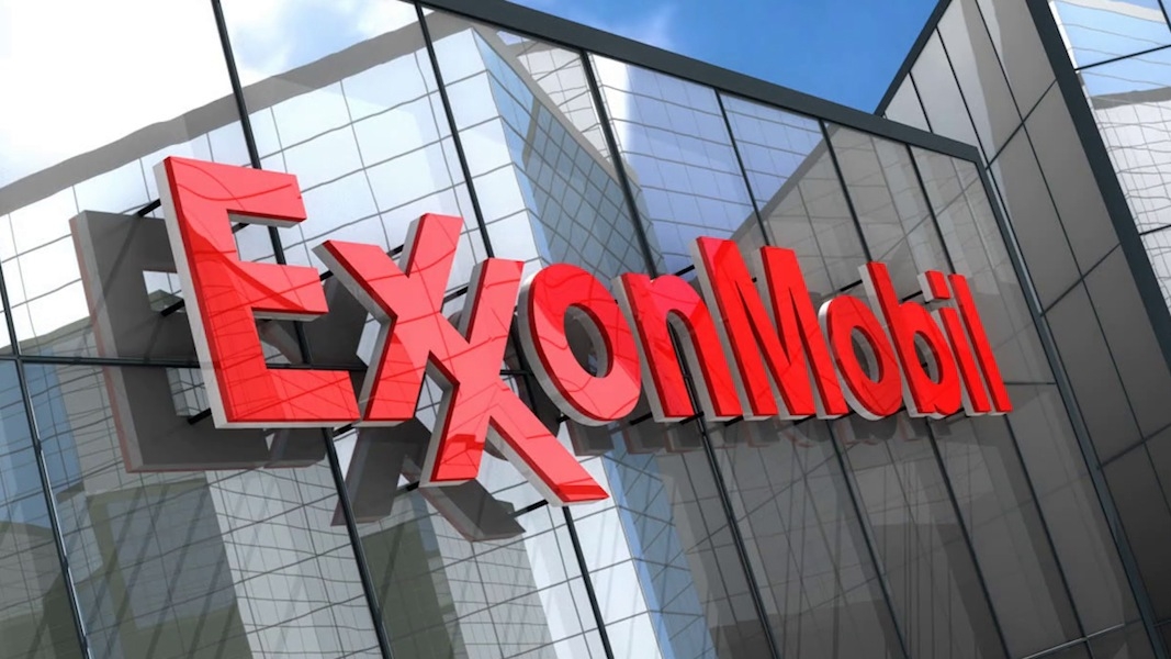 ExxonMobil “thắt lưng buộc bụng”