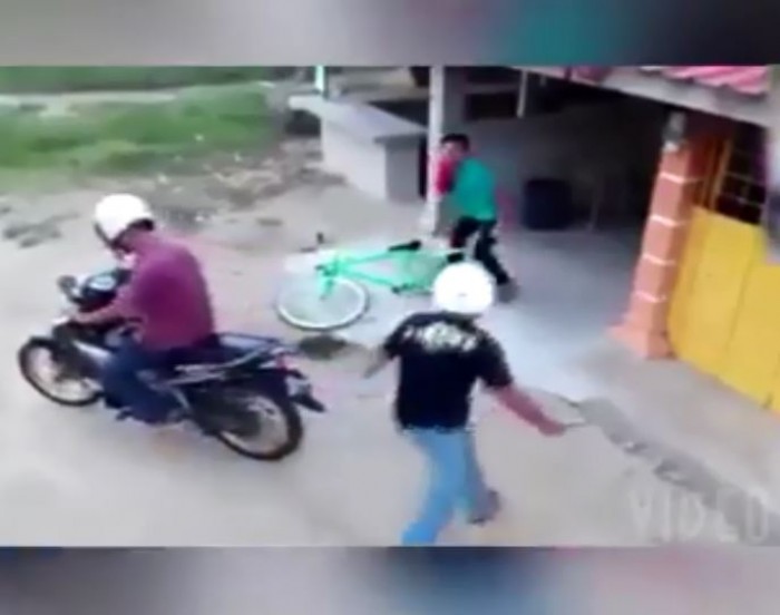 [VIDEO] Đi cướp xe đạp mất xe máy