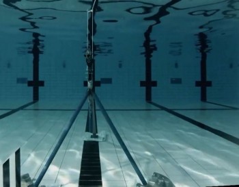 [VIDEO] Thí nghiệm 'súng bất lực' khi ở dưới nước