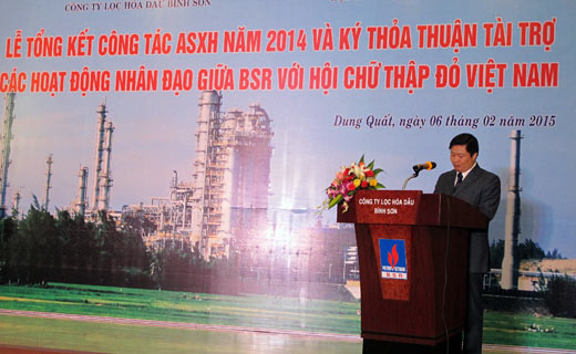 Phó thủ tướng Hoàng Trung Hải, lãnh đạo PVN và TW Hội Chữ thập đỏ Việt Nam thăm chúc tết Công ty Lọc hóa dầu Bình Sơn