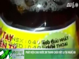 [VIDEO] Đến lượt Dr.Thanh của Tân Hiệp Phát chứa dị vật xuất hiện ở Nghệ An