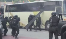 [VIDEO] Đặc nhiệm Malaysia diễn tập chống khủng bố như phim hành động