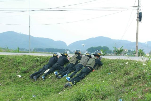 vu bat nhom doi tuong om hang nong co thu thu giu mot luong lon ma tuy