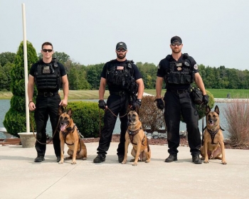 Đặc nhiệm Mỹ mang chó nghiệp vụ tới Hà Nội bảo vệ Tổng thống Trump