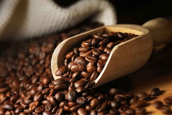 Giá cà phê  Arabica giảm phiên thứ ba liên tiếp ngược chiều với mặt  hàng còn lại
