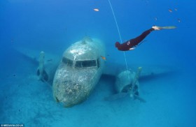 Có thể tìm máy bay chìm dưới đáy biển bằng cách nào?