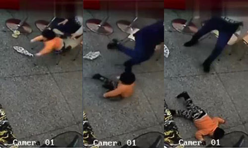 [VIDEO] Phẫn nộ bà mẹ Trung Quốc đánh đập con dã man 