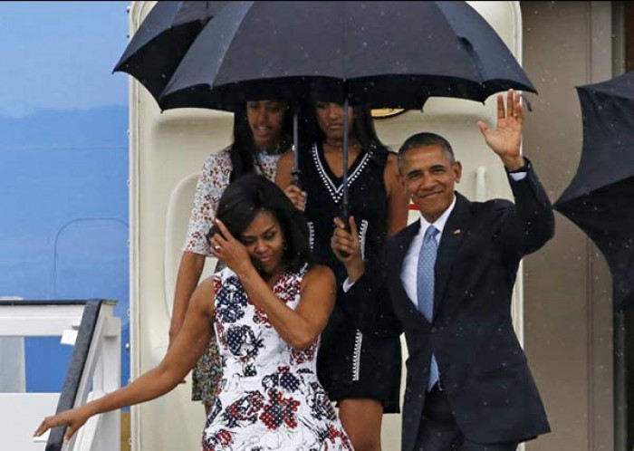 Cái ô của người Việt và cái ô của Tổng thống Obama
