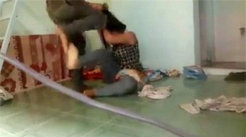 [VIDEO] Theo dõi chồng đi với bồ, vợ bị chồng đánh đập dã man
