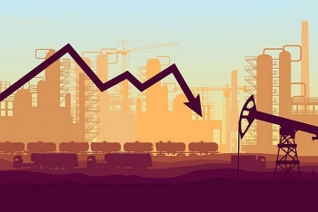 Giá xăng dầu hôm nay 10/7 giảm mạnh