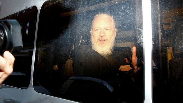 Luật sư "tố"  Ecuador thêu dệt thông tin để Anh bắt ông chủ WikiLeaks