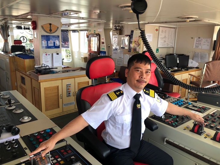Thuyền trưởng Bùi Phú Cường
